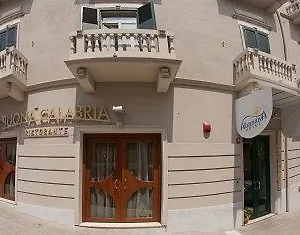 albanuova.taorminaitalyhotels.com/